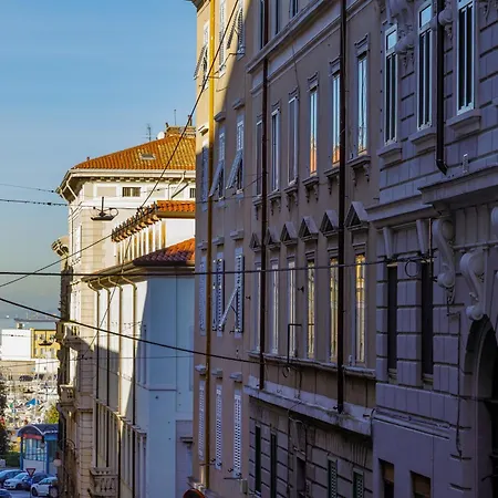Promontorio10 - Spazioso Con Ac - Naonbnb Trieszt