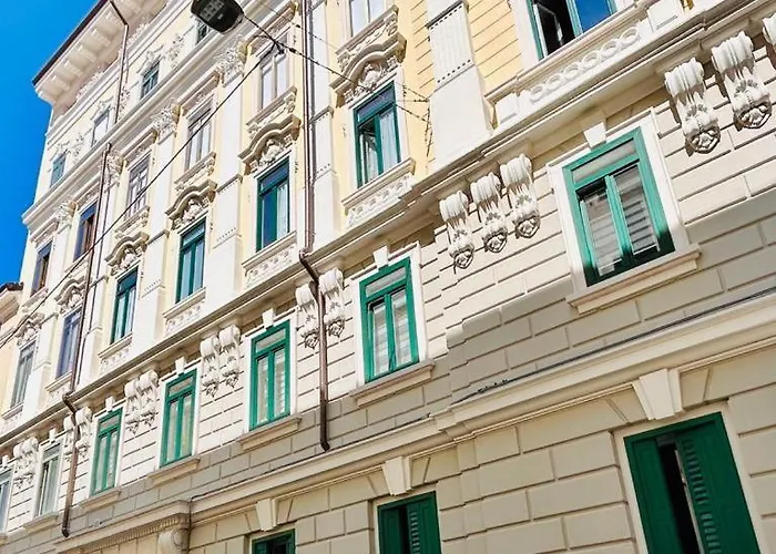 Ivi - Boutique * Трієст